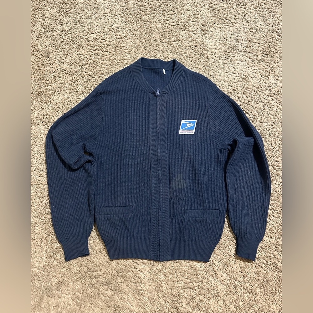 Vintage Women’s USPS Mailman “triple navy” sweater 00s size medium